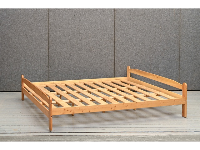 Priedes koka gulta 200x200cm 860186
