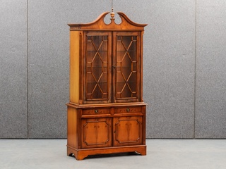 Skapis- vitrīna 401006