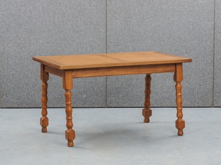 Izvelkams galds 312002