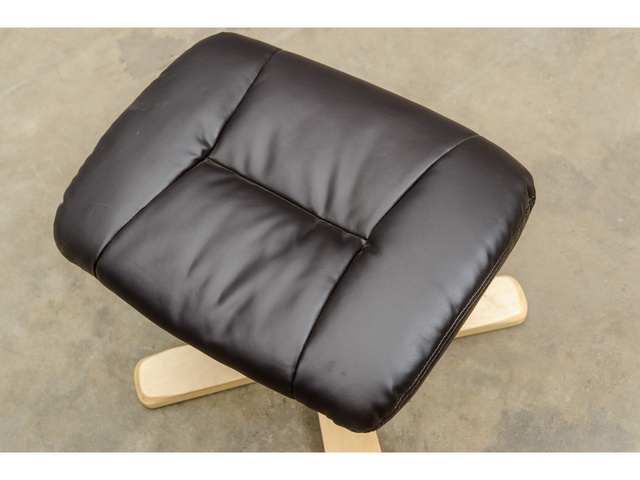 Relax krēsls ar pufu 206028